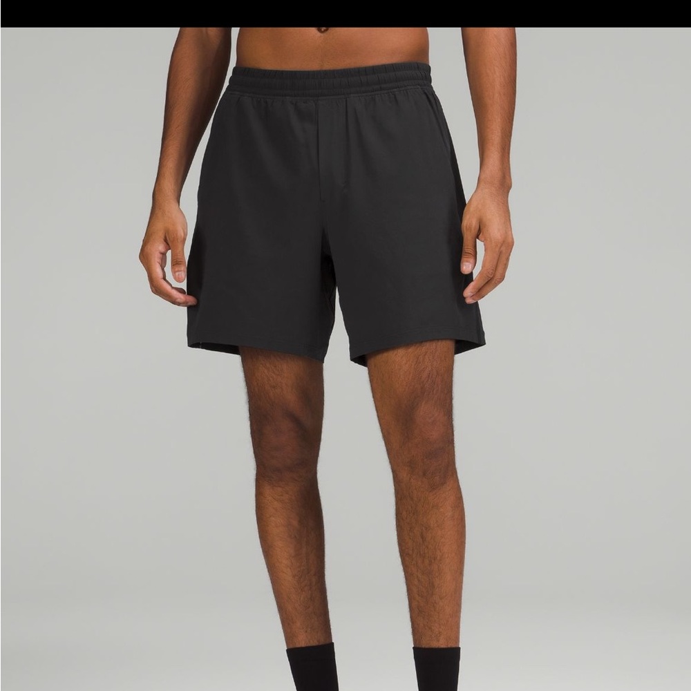 NWT Lululemon Pace Breaker Lined 7in Men’s Short